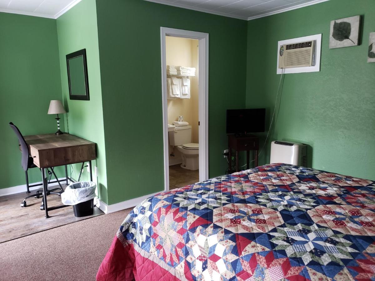 Blue Ridge Motel シュローン・レイク エクステリア 写真